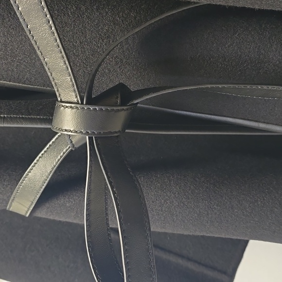 Bottega VenetaHooded Wool & Cashmere Wrap Coat 38 - Picture 4 of 10